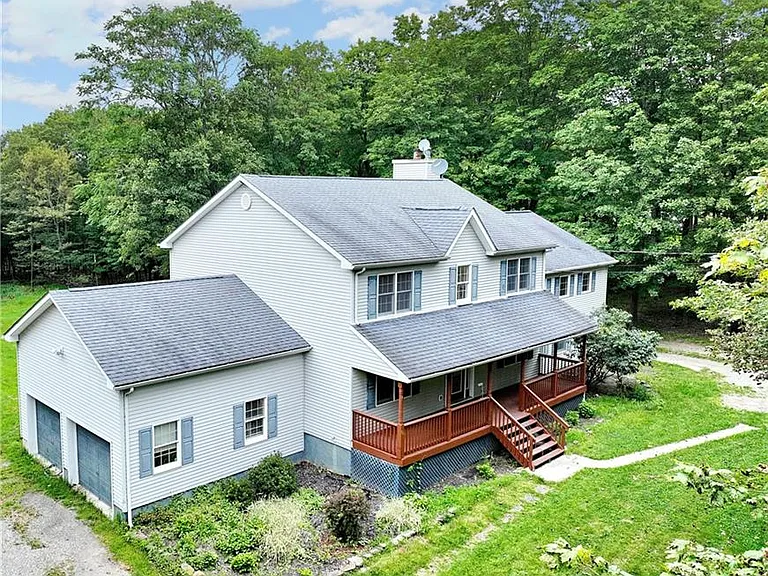80 Old Quaker Hill Rd — Photo 3