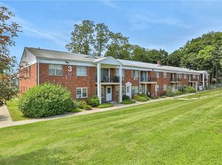 3 Colonial Rd APT 89, Beacon, NY 12508