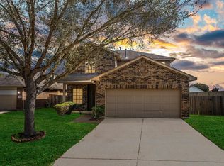 1102 Pecos Pass Dr, Richmond, TX 77406