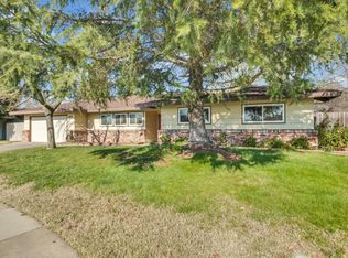 8971 Lismore Dr, Elk Grove, CA 95624