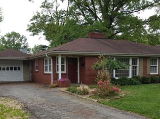 7207 Greenlawn Rd, Louisville, KY 40222