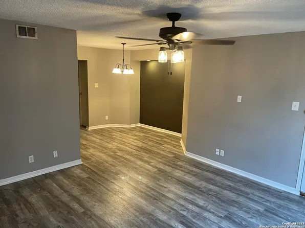 6611 SOUTHPOINT #109, San Antonio, TX 78229