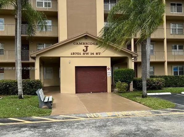 12701 SW 14th St APT 209J, Hollywood, FL 33027