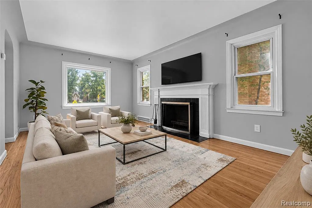 3 bed, 2.0 bath, 1788 sqft, $2,250 — Photo 3