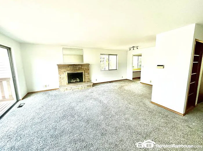 5019 44th Ave NE — Photo 9
