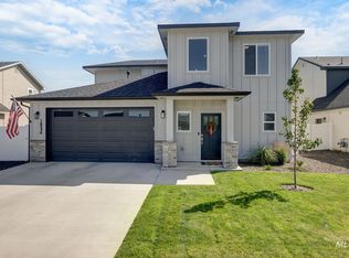 16534 N Red Oak Dr, Nampa, ID 83687