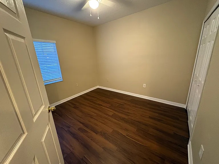 9610 Seadale Ct #102 — Photo 16