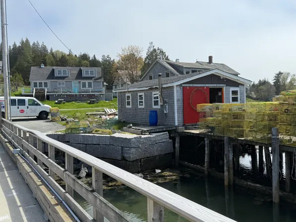 65 East Shore Road, Frenchboro, ME 04635