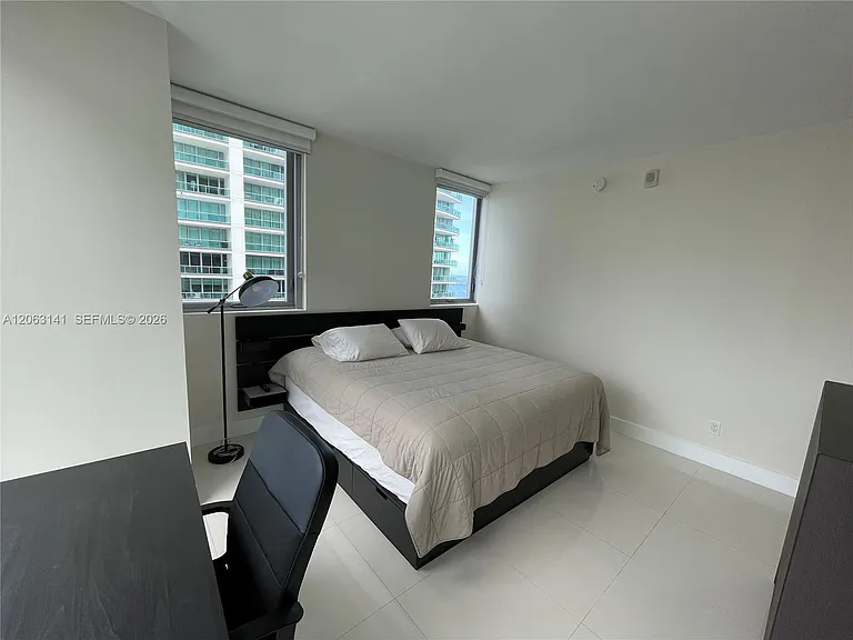 1300 Brickell Bay Dr #2010 — Photo 15