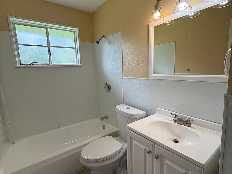 7727 Paddington Dr — Photo 12