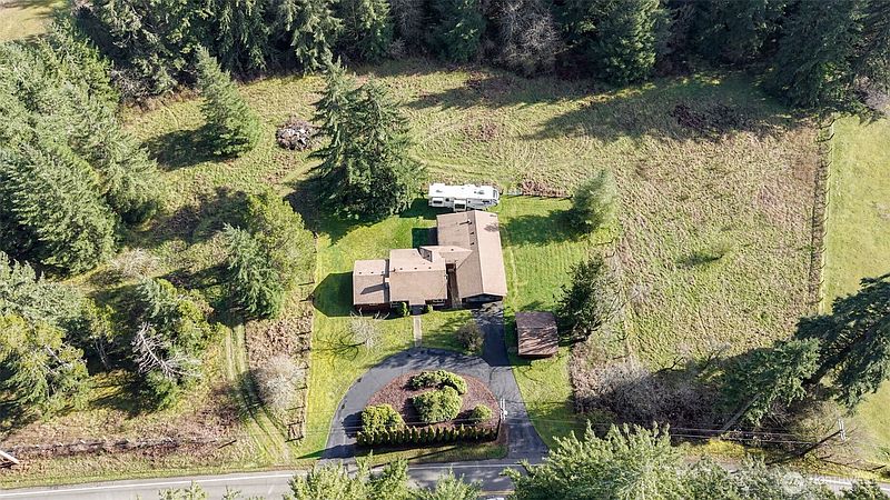 2nd image of 5501 89th Avenue SE