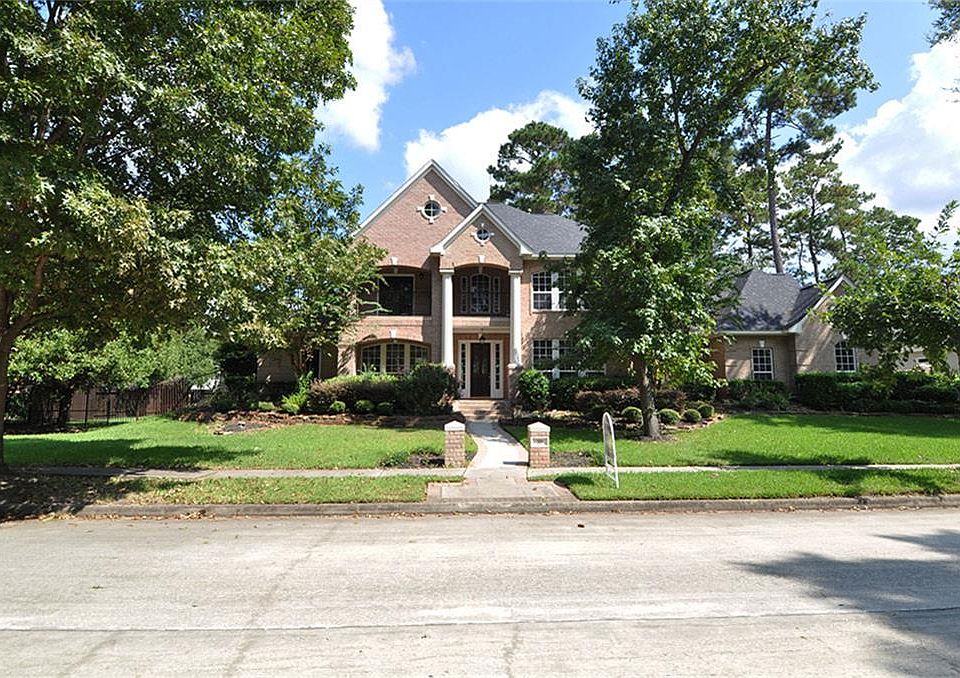 1st image of 70 S Kingwood Greens Dr