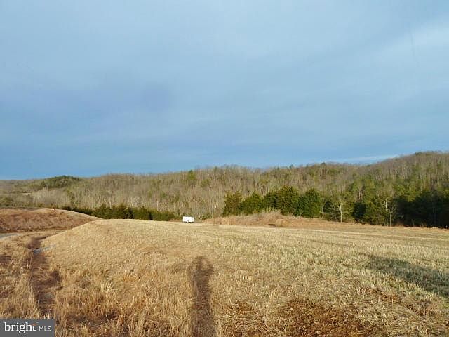 2nd image of Ascalon Dr Lot 8