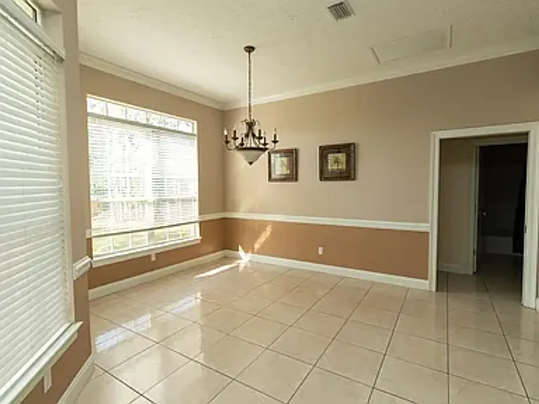 1517 Inverness Rd — Photo 4