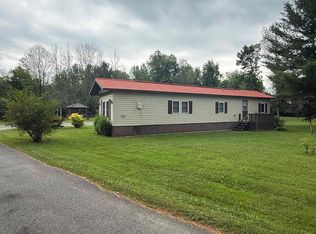 890 Ruddy Rd, Chase Mills, NY 13621