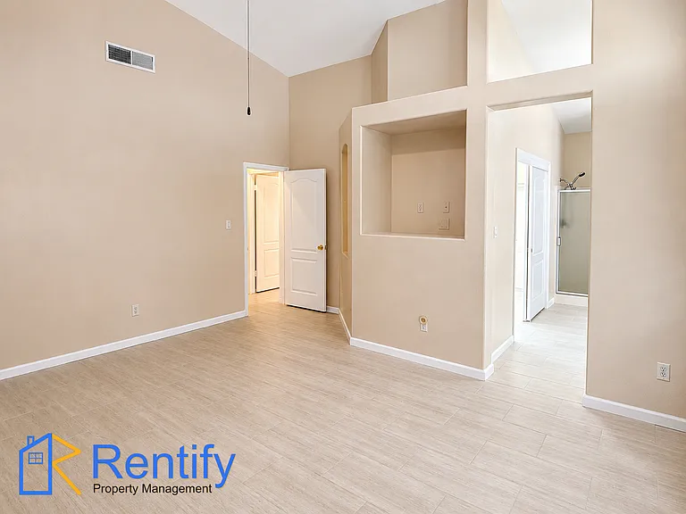 404 Windsor Park Dr — Photo 30
