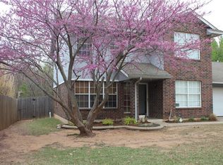 3904 Coopers Hawk Dr, Norman, OK 73072