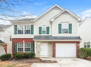 9497 Lakeview Rd, Union City, GA 30291