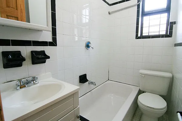 Rented by Voro New York | media 16