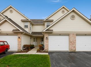 1617 Orchard Ave #23B, Schaumburg, IL 60193