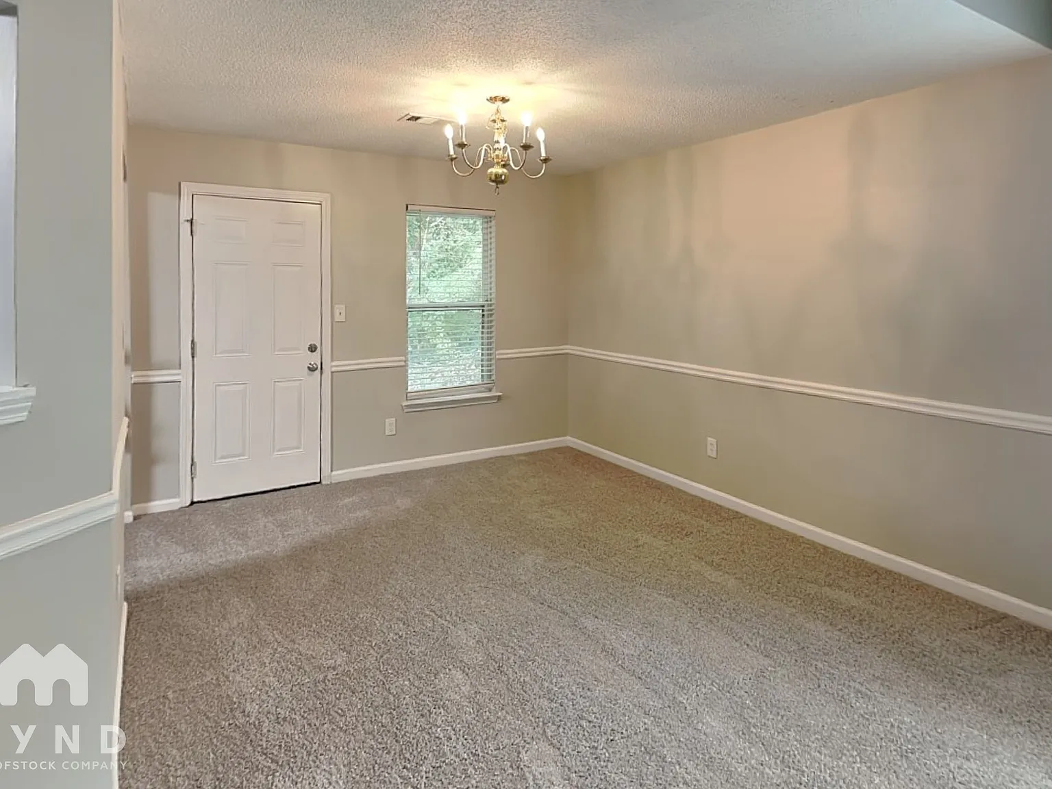 4 bed, 3.0 bath, 1802 sqft, $2,175 — Photo 3