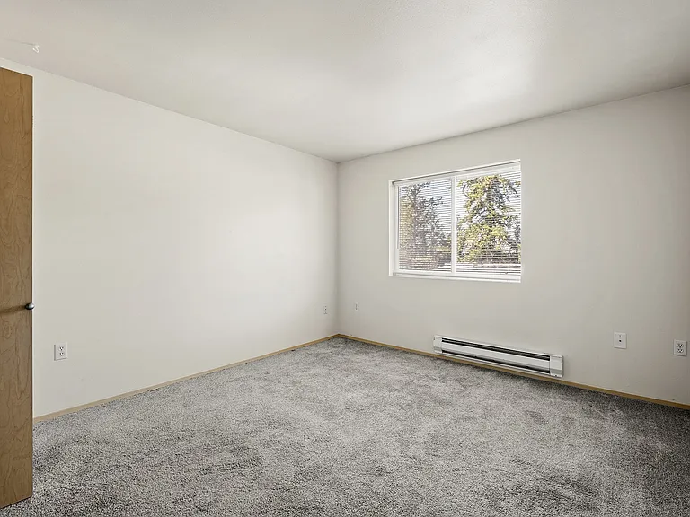 Mill Pond Apartments — Photo 23