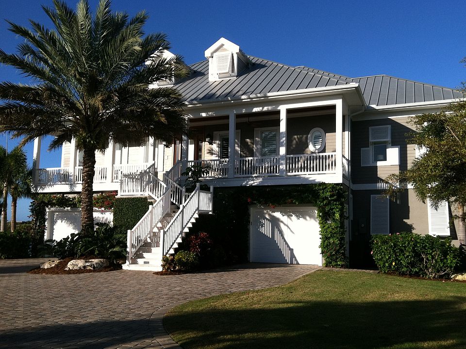 1st image of 415 Sabal Ln