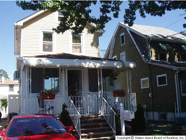 1st image of 21 Ellington St