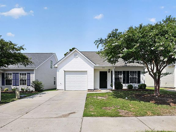 3rd image of 111 Donau Dr