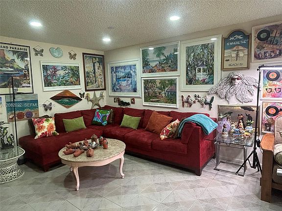5th image of 9205 Pecky Cypress Ln APT 8F