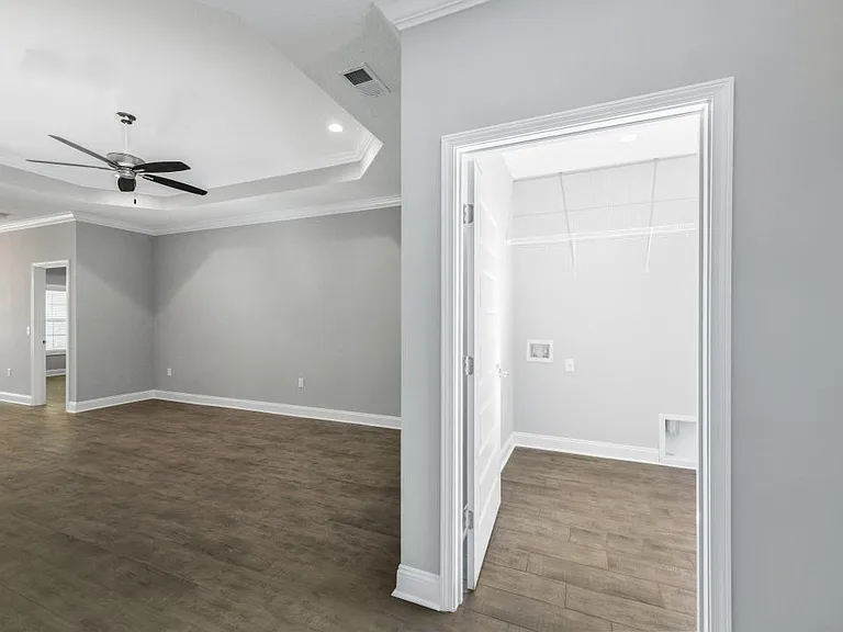 326 The Villas Way — Photo 10