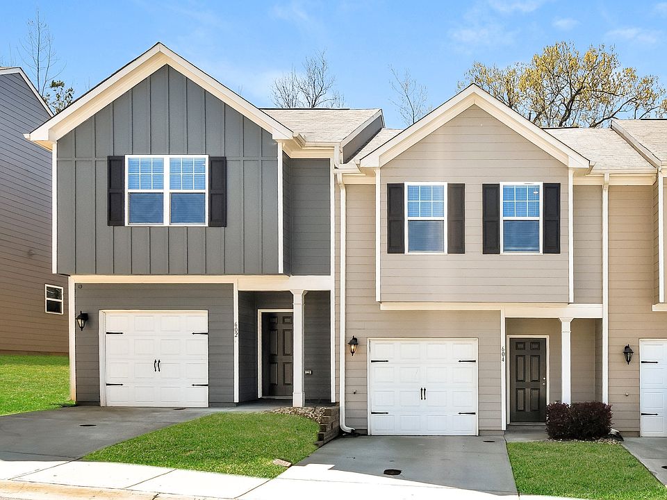 1st image of 604 Highwood Ln
