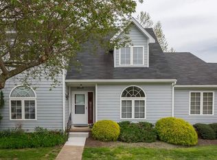 2039 Hampton Dr, Waynesboro, VA 22980