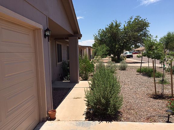 4th image of 1130 W Auburn Dr