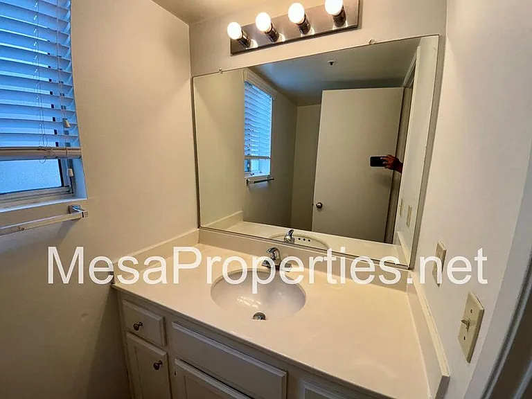 14925 Dandelion Ct — Photo 19