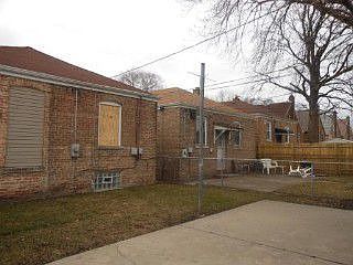 2nd image of 9819 S Greenwood Ave