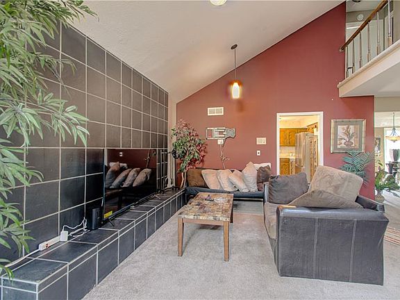 4th image of 9803 Colony Pl