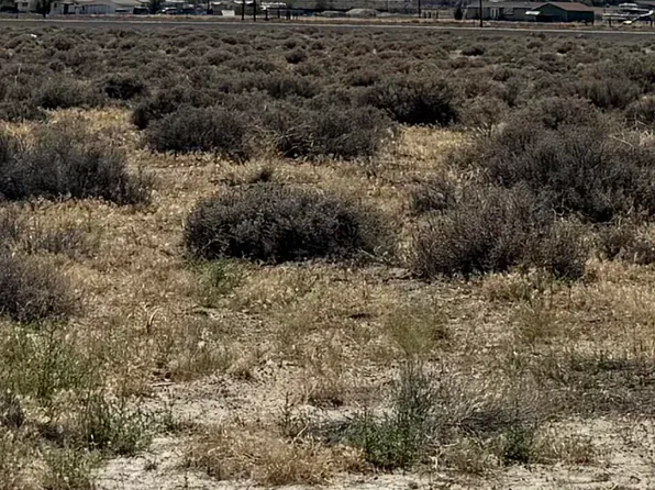 5100 Veterans Memorial Hwy, Silver Springs, NV 89429