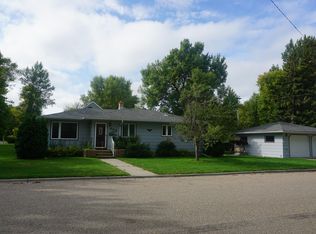 504 2nd Ave NE, Barnesville, MN 56514