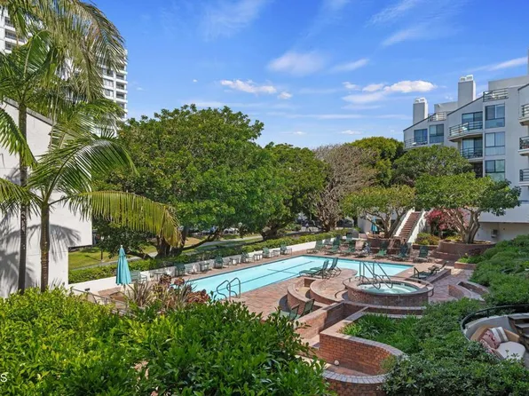 2920 Neilson Way Unit 304, Santa Monica, CA 90405