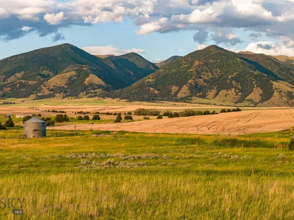 4 Reynolds Creek Rd, Belgrade, MT 59714