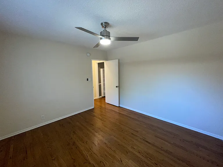 4239 Tujunga — Photo 4