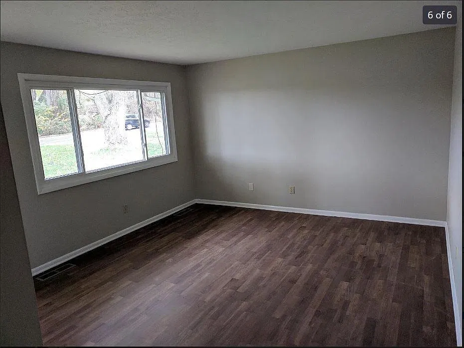 7600 Portage St NW — Photo 3