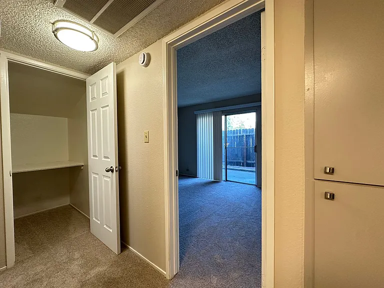 Northridge Terrace Apartments at 4900-4948 Stamas Lane, Fair Oaks California — Photo 54