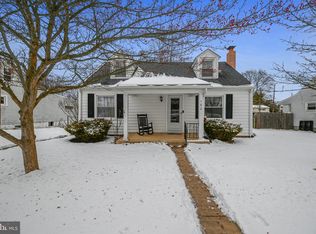 162 S 4th St, Mount Wolf, PA 17347