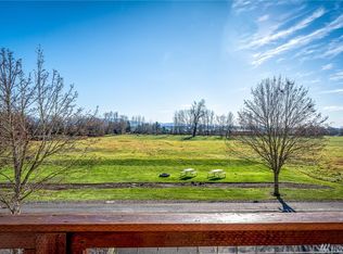 827 Judson St APT 201, Lynden, WA 98264