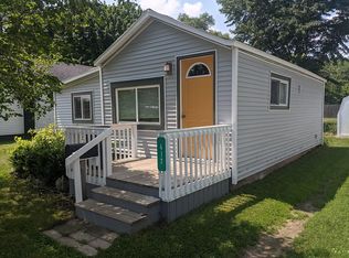 417 Union St, Saint Louis, MI 48880