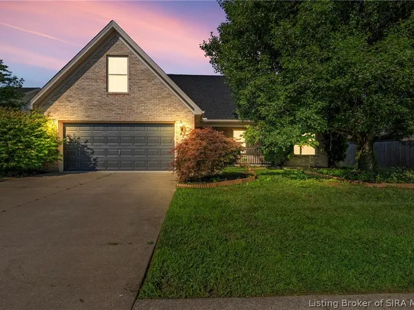 4208 Queens Court, Jeffersonville, IN 47130
