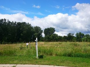 7505 244th St, Forest Lake, MN 55025