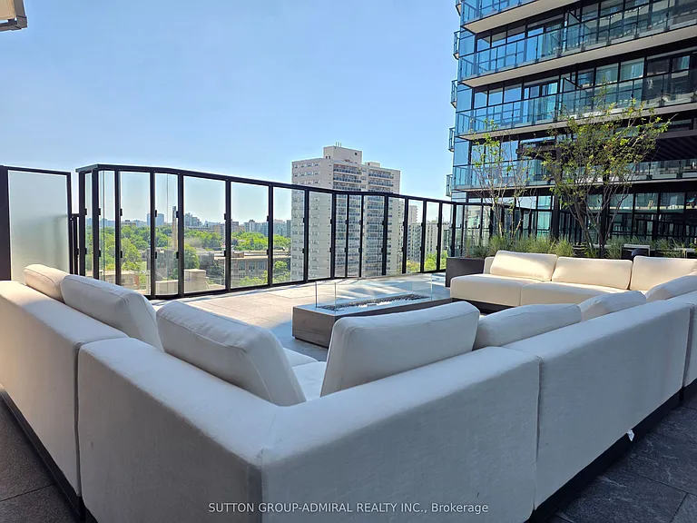 110 Broadway Ave #1413 — Photo 40